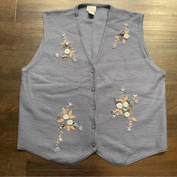 Vtg Cottagecore Women’s Size L Sweater Vest Wool Blue Floral Ribbon Embroidery - Picture 1 of 9